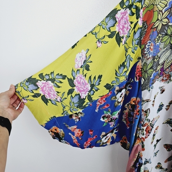 Vincente Boho Mixed Media Print Embroidered Floral Semi Sheer Kimono - Picture 4 of 16